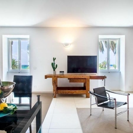 Casa Giulia - Apartment Beachfront With 2 Bedrooms, Air Conditioning And Private Parking, Just 30 Meters From The Beach Sestri Levante Buitenkant foto