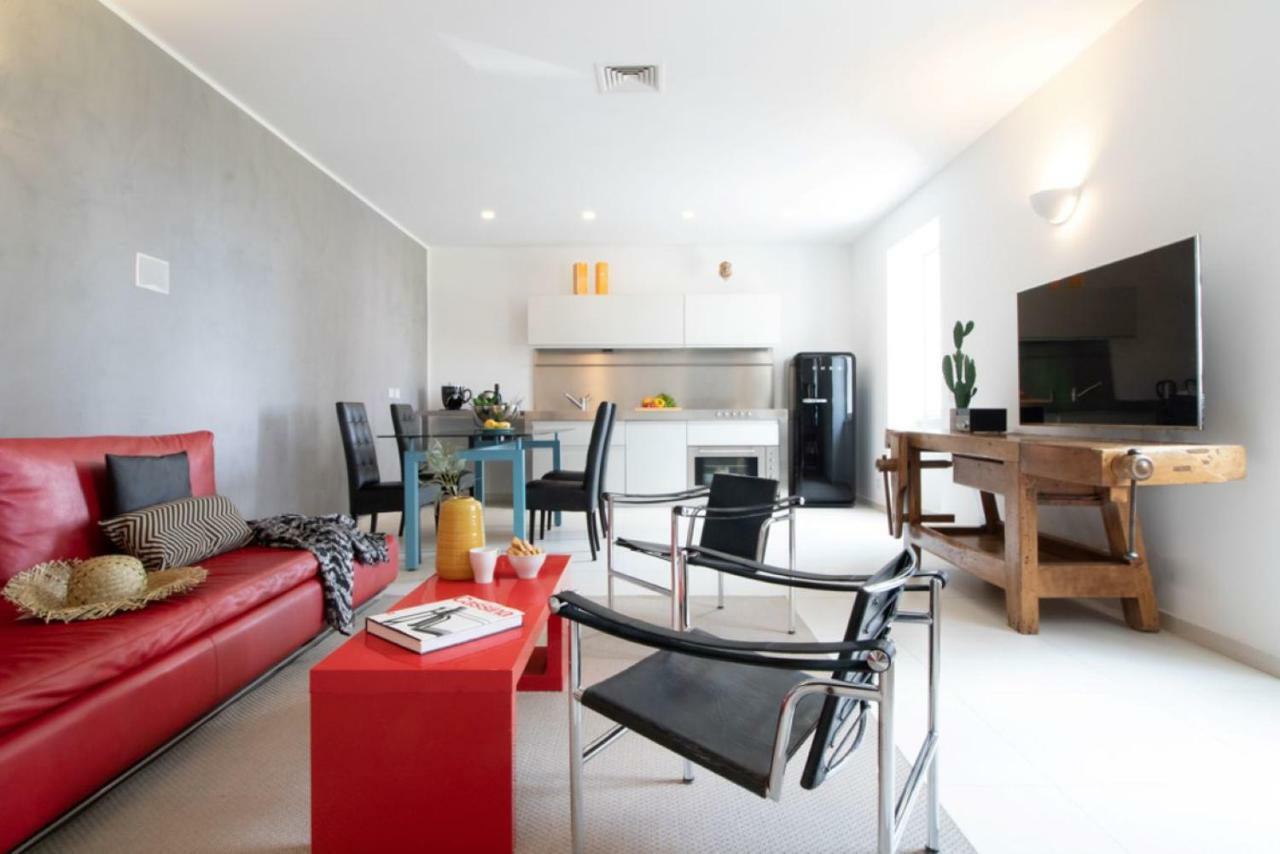 Casa Giulia - Apartment Beachfront With 2 Bedrooms, Air Conditioning And Private Parking, Just 30 Meters From The Beach Sestri Levante Buitenkant foto