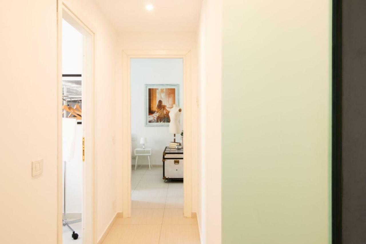 Casa Giulia - Apartment Beachfront With 2 Bedrooms, Air Conditioning And Private Parking, Just 30 Meters From The Beach Sestri Levante Buitenkant foto